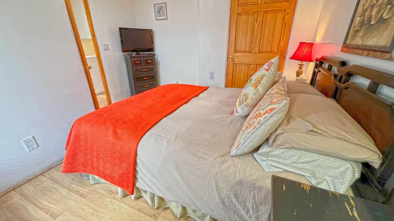 Casas De Guadalupe - Sante Fe Vacation Villa *